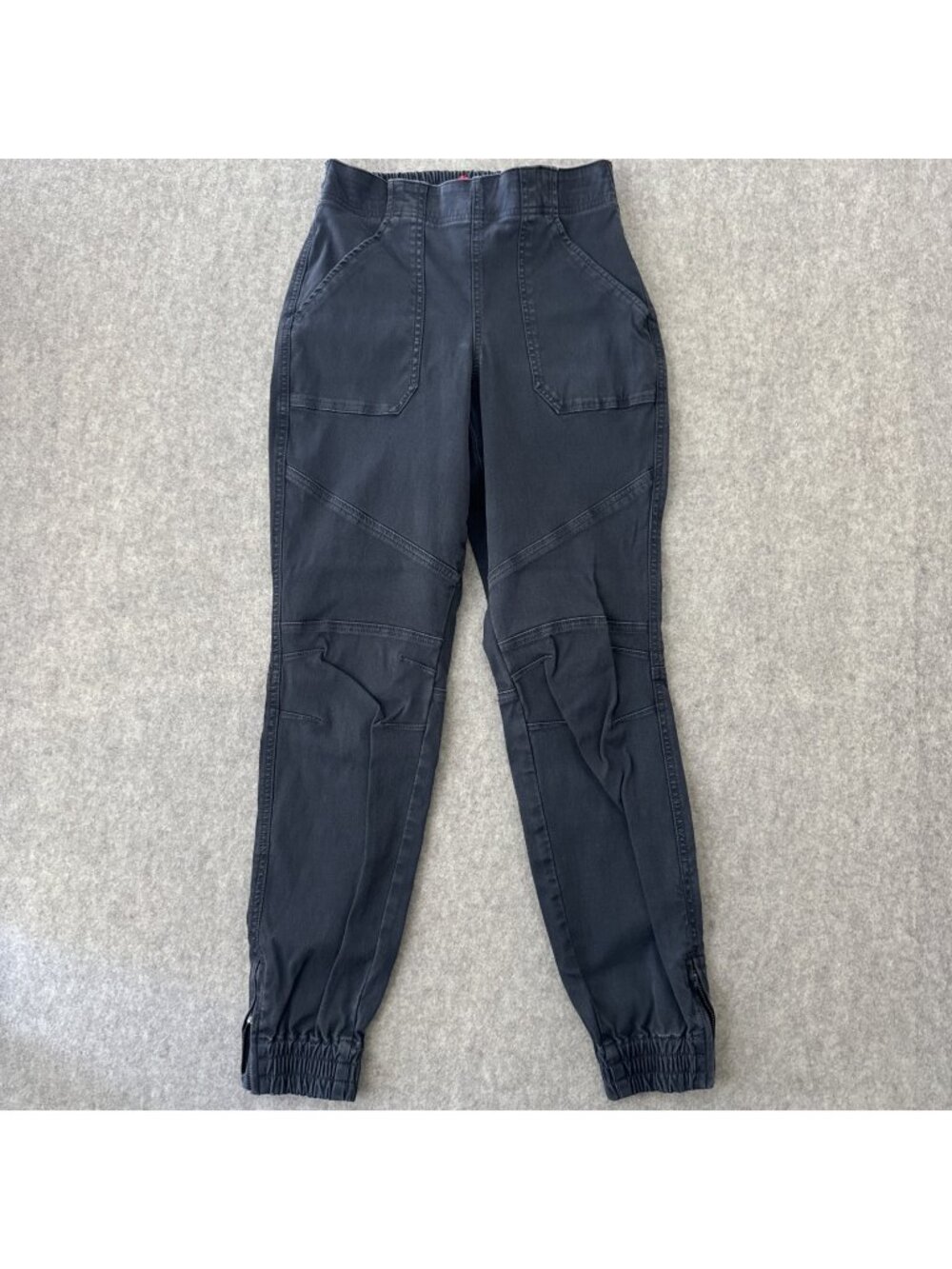Spanx Stretch Twill Cargo Jogger Pants Womens S Washed Black Shaping Cuffed
